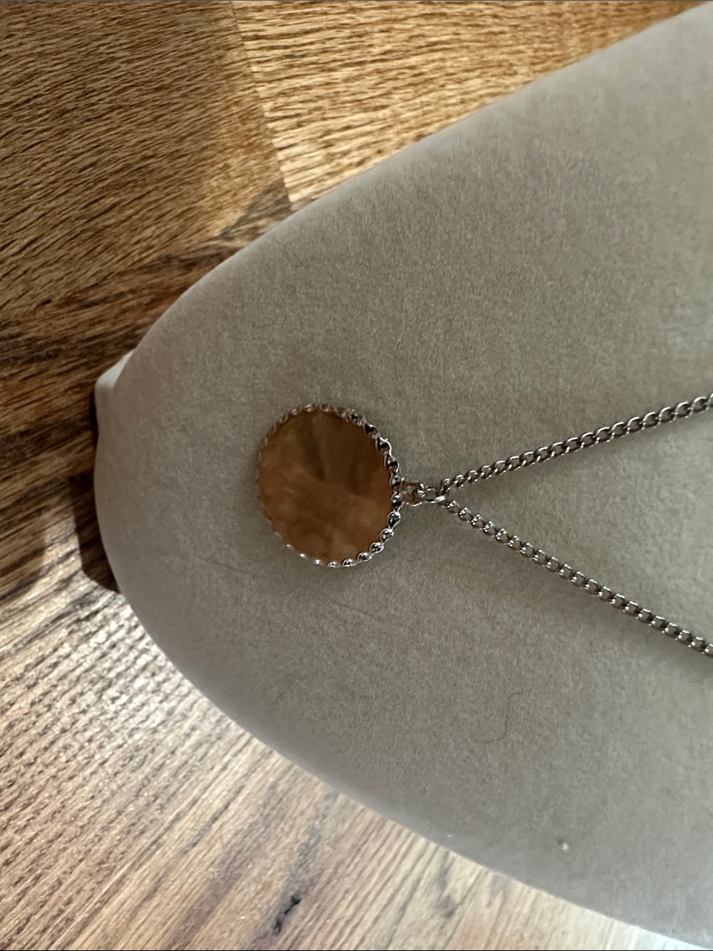 2 necklaces. 1 bracelet. Bag#47. Bundle for better pricing. - Picture 7 of 13